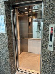 North Bridge Centre (D7), Office #499148801